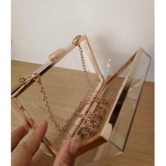 New Women Cute Clear Purse Acrylic Box Clutch Handbag, Transparent Crossbody Bag - Picture 2 of 3